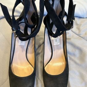 Valentino Garavani 2 in heels